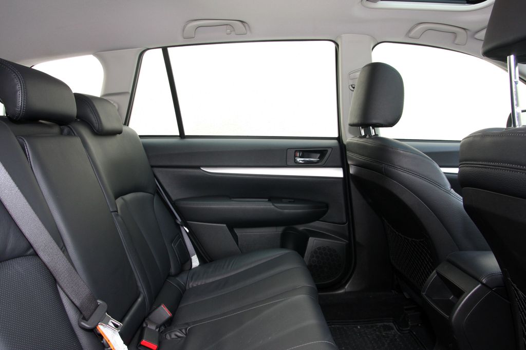 SUBARU OUTBACK