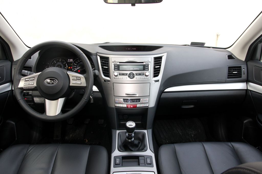 SUBARU OUTBACK