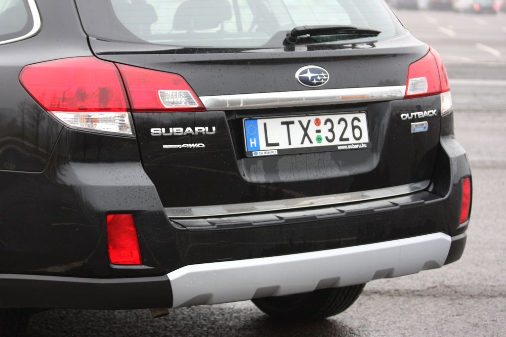 SUBARU OUTBACK