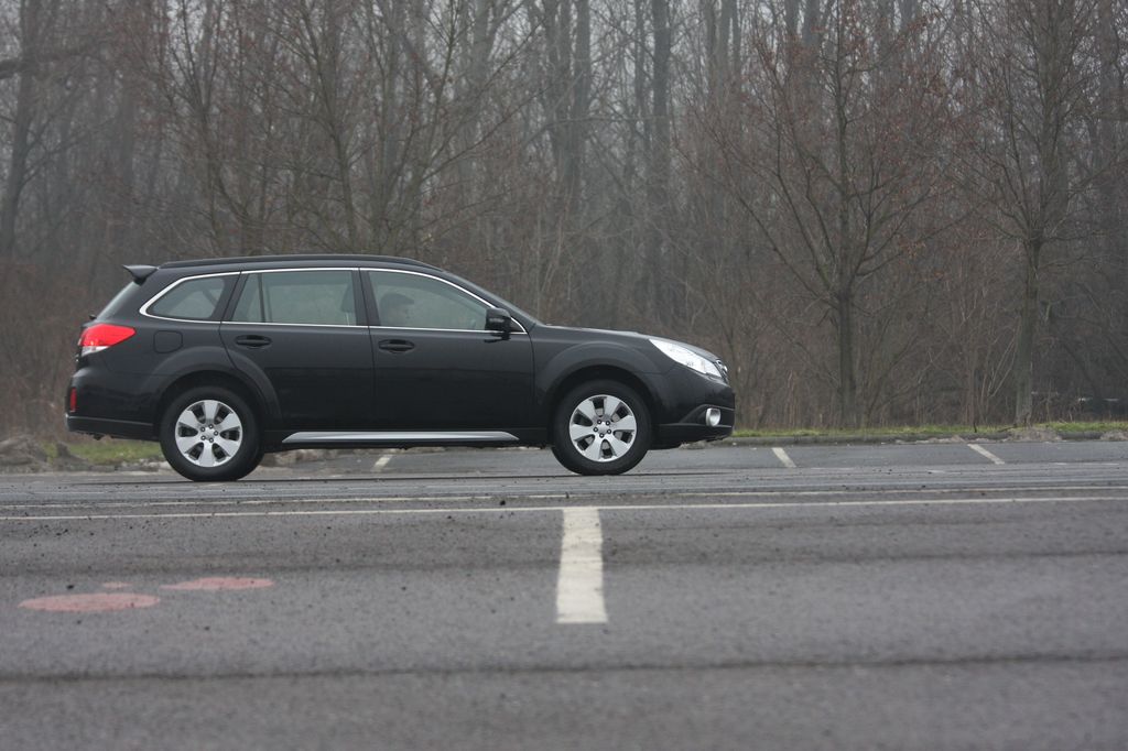 SUBARU OUTBACK