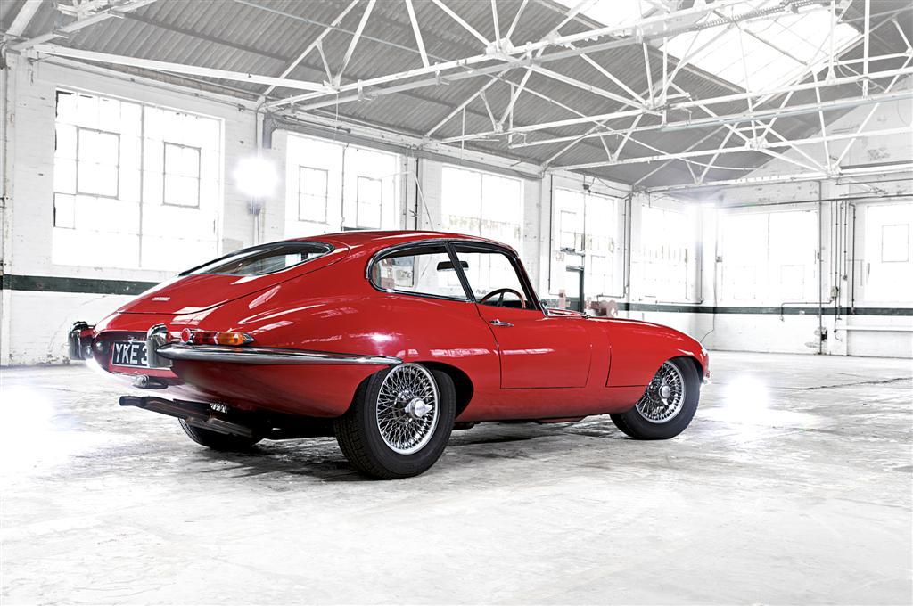 JAGUAR E-TYPE