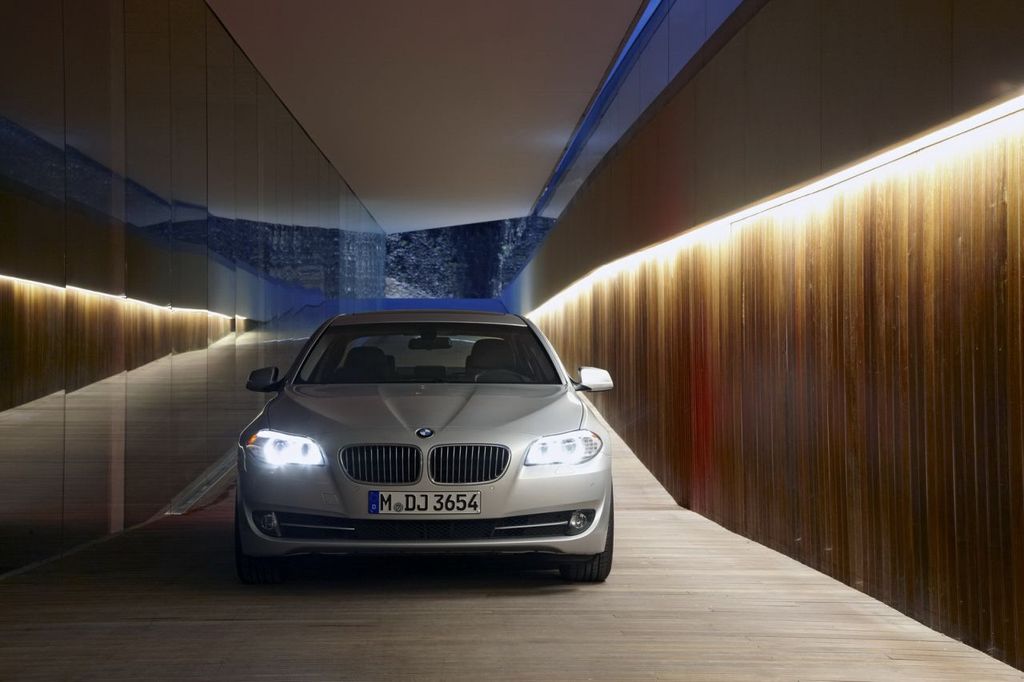 BMW 5-ÖS SOROZAT