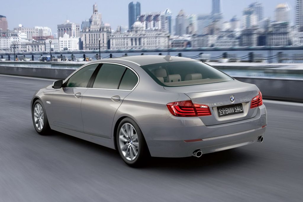 BMW 5-ÖS SOROZAT
