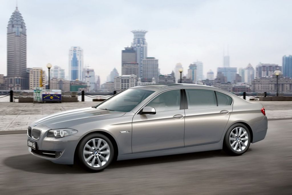BMW 5-ÖS SOROZAT