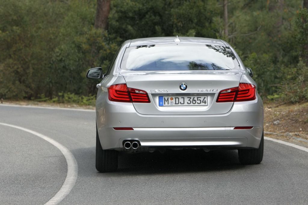 BMW 5-ÖS SOROZAT