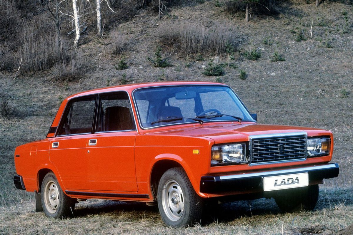 LADA 1200