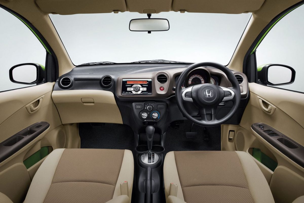 HONDA JAZZ