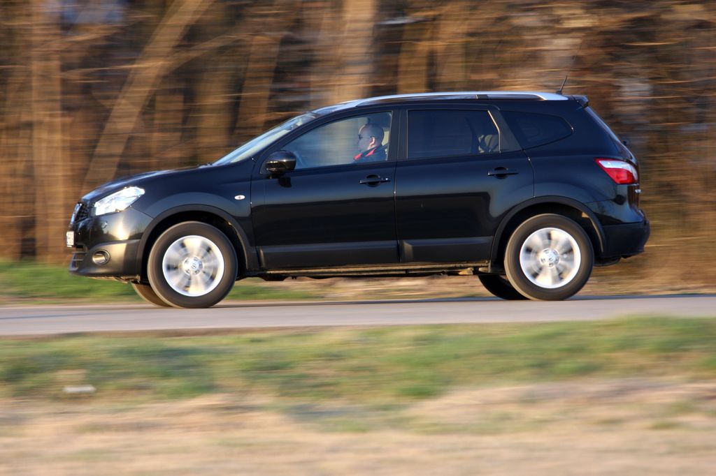 NISSAN QASHQAI+2