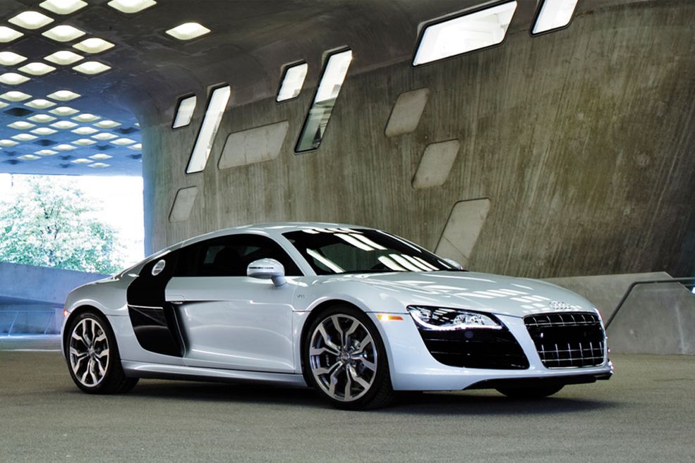 AUDI R8