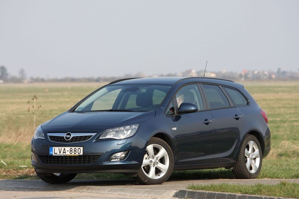 OPEL ASTRA J