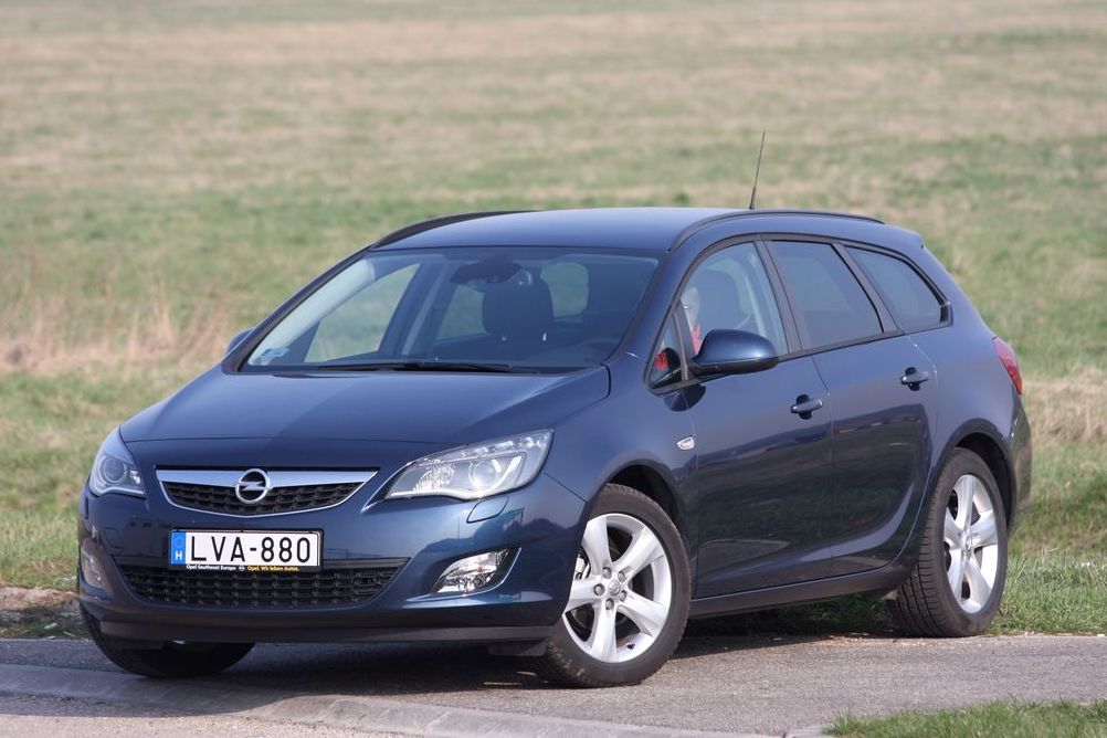 OPEL ASTRA J