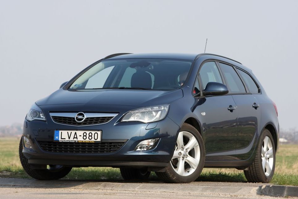 OPEL ASTRA J