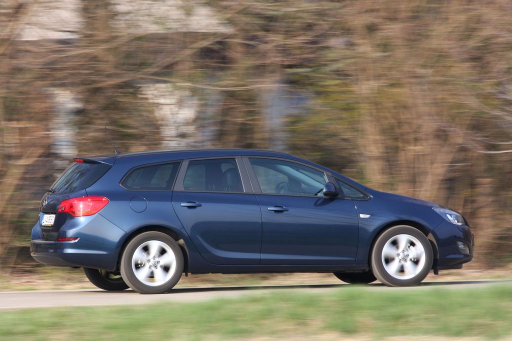 OPEL ASTRA J