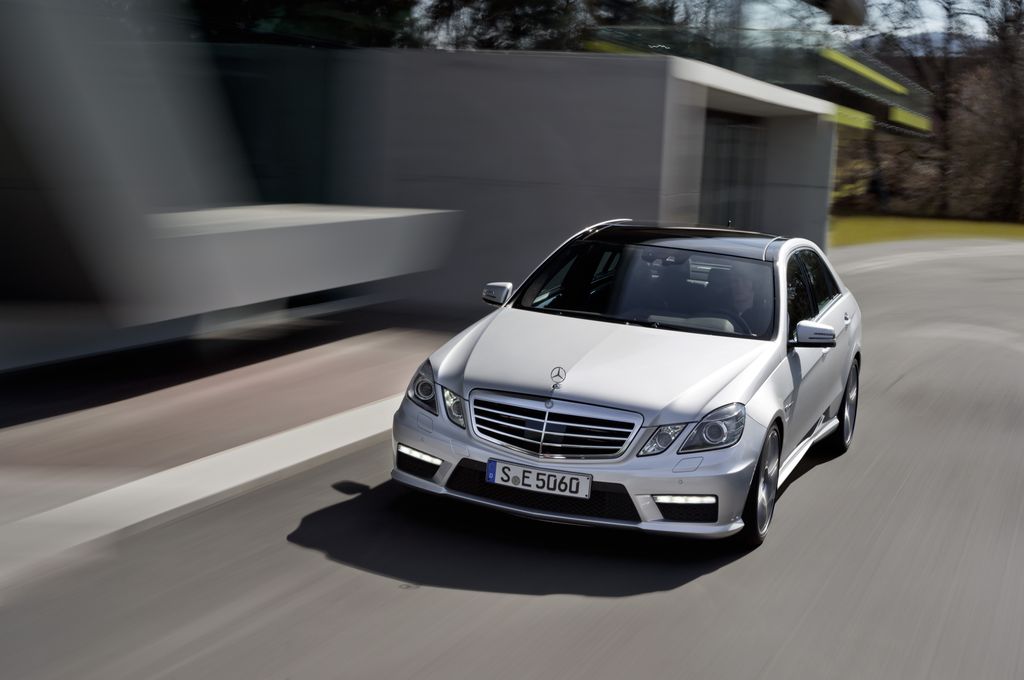 MERCEDES-BENZ E 63 AMG