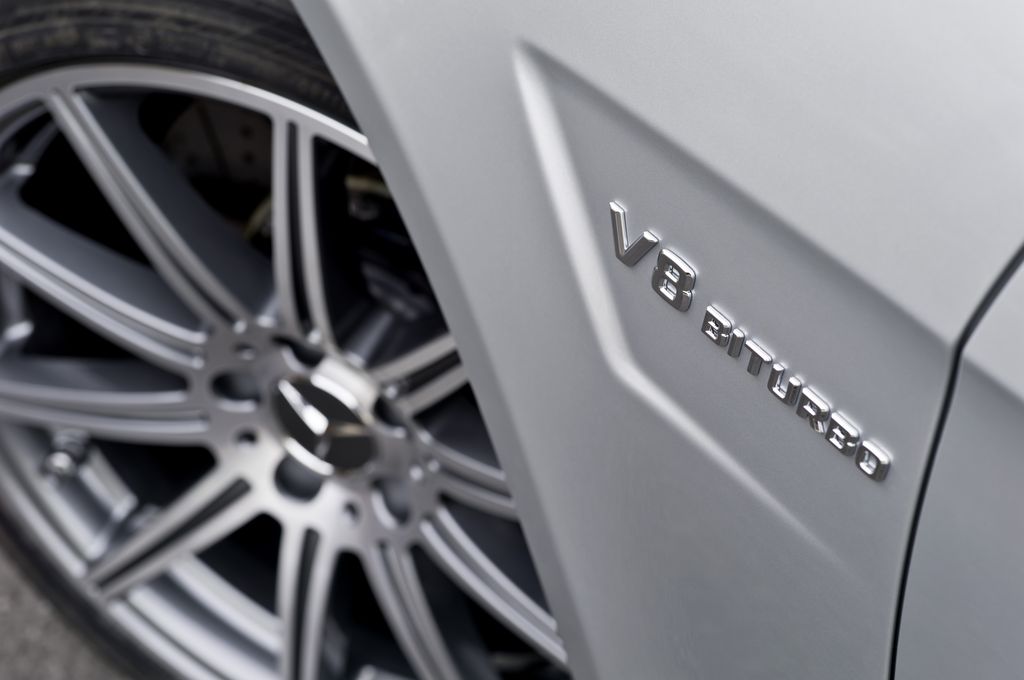 MERCEDES-BENZ E 63 AMG