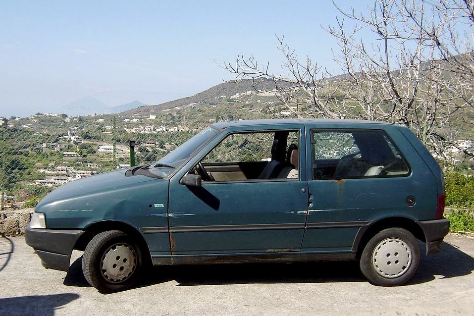 FIAT UNO