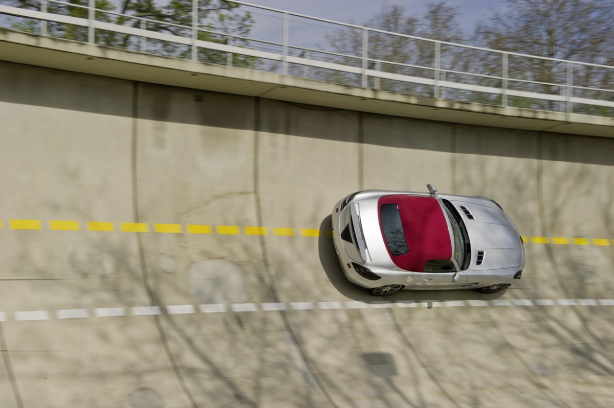 MERCEDES-BENZ SLS AMG