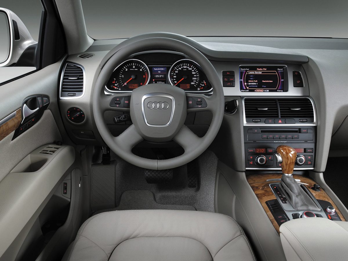 AUDI Q7