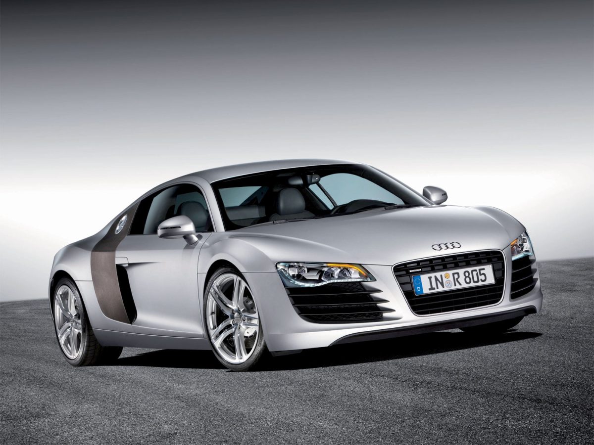 AUDI R8