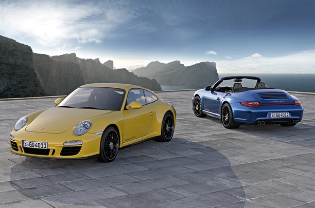 PORSCHE 911