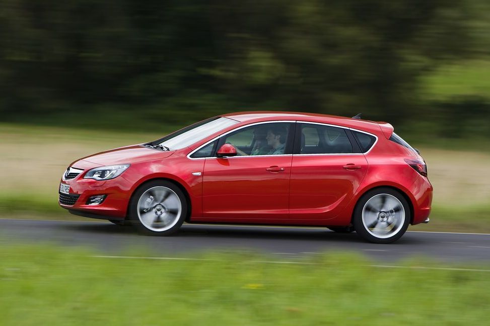 OPEL ASTRA J