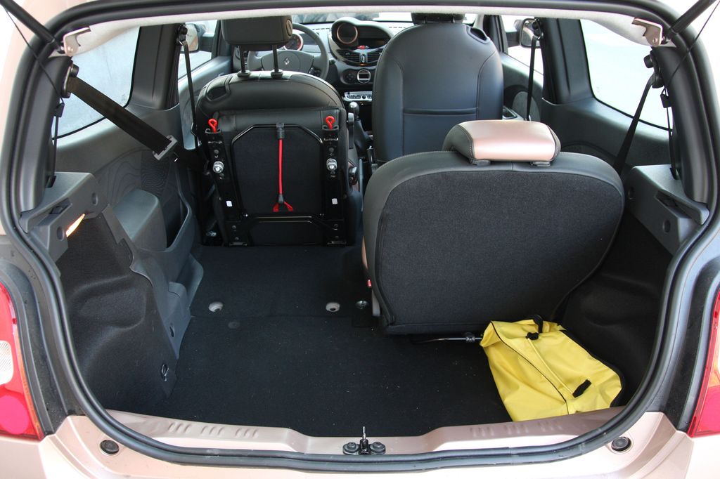 RENAULT TWINGO