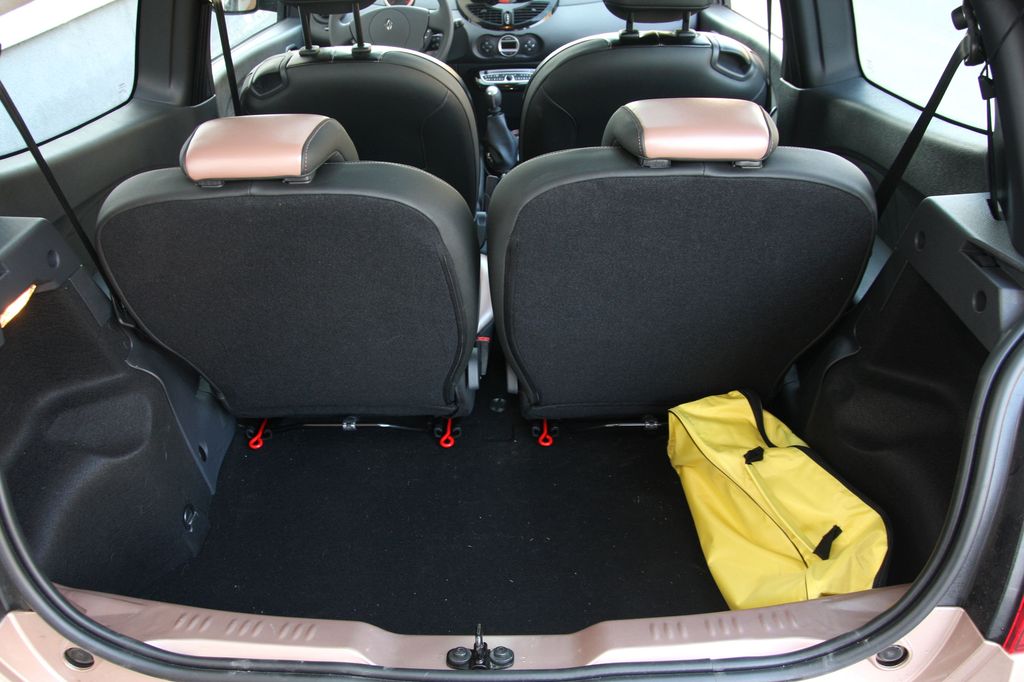 RENAULT TWINGO