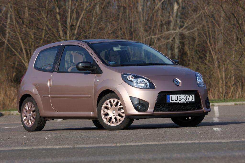 RENAULT TWINGO