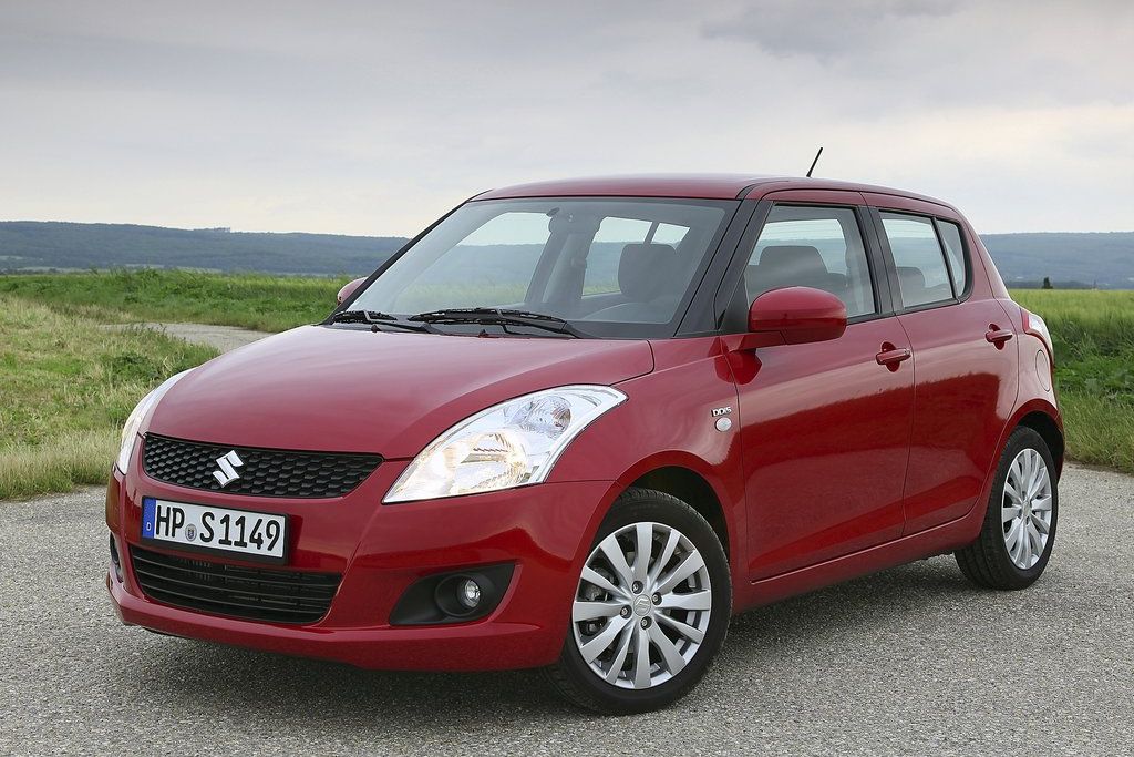 SUZUKI SWIFT