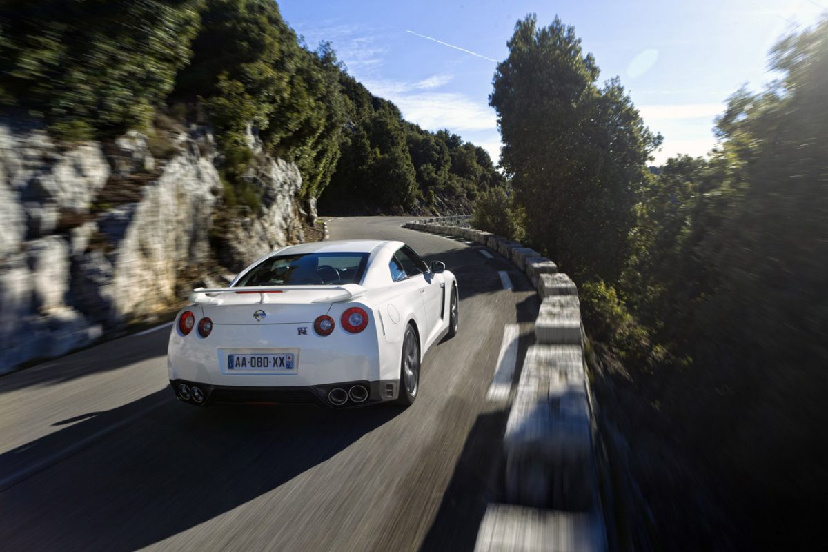 NISSAN GT-R