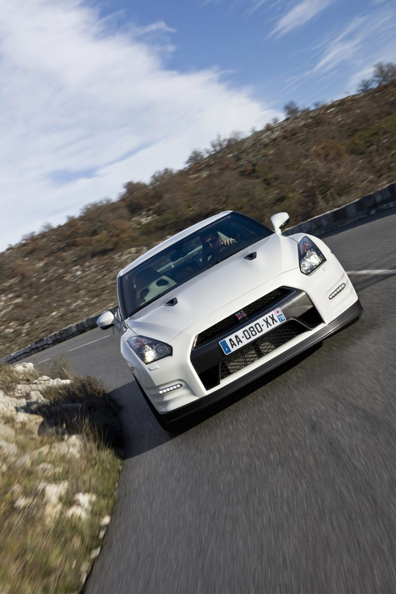 NISSAN GT-R