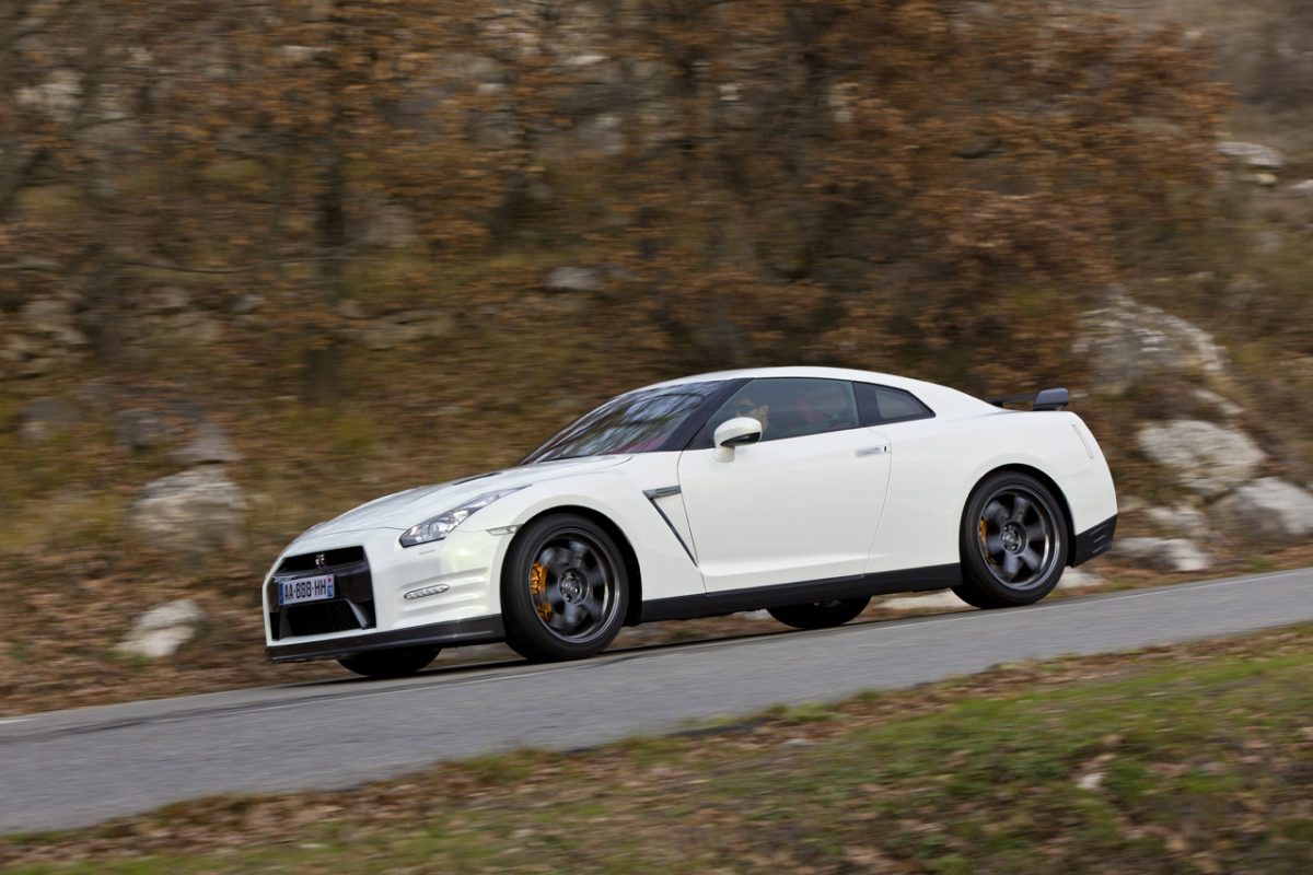 NISSAN GT-R