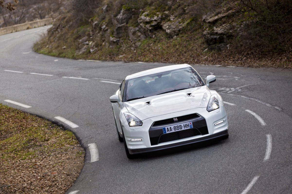 NISSAN GT-R