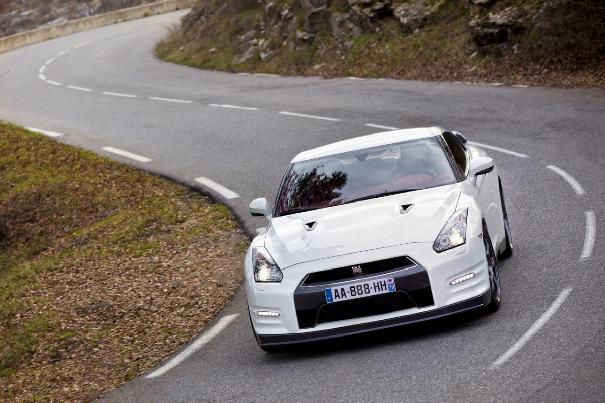 NISSAN GT-R