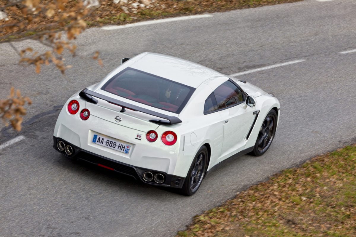NISSAN GT-R