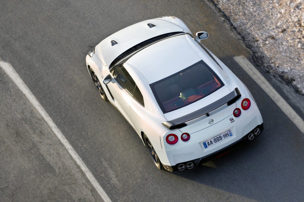 NISSAN GT-R