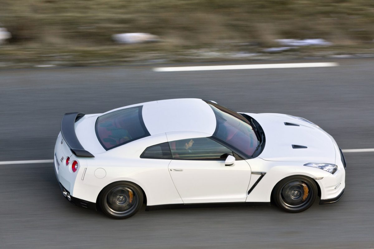 NISSAN GT-R