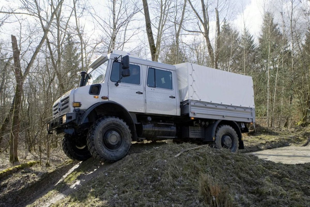 MERCEDES-BENZ VARIO