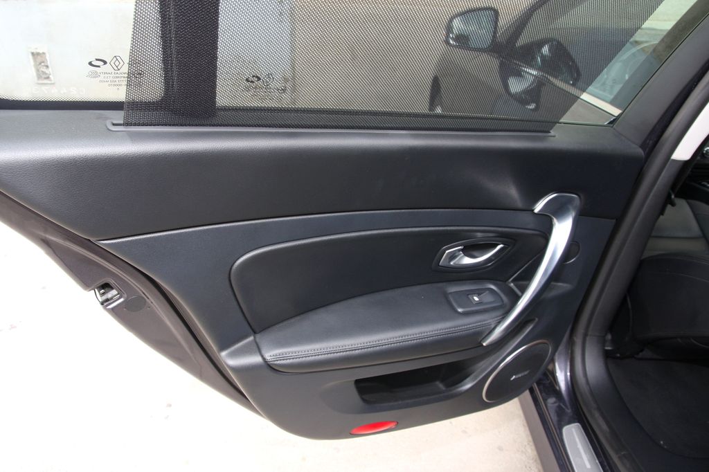 RENAULT LATITUDE