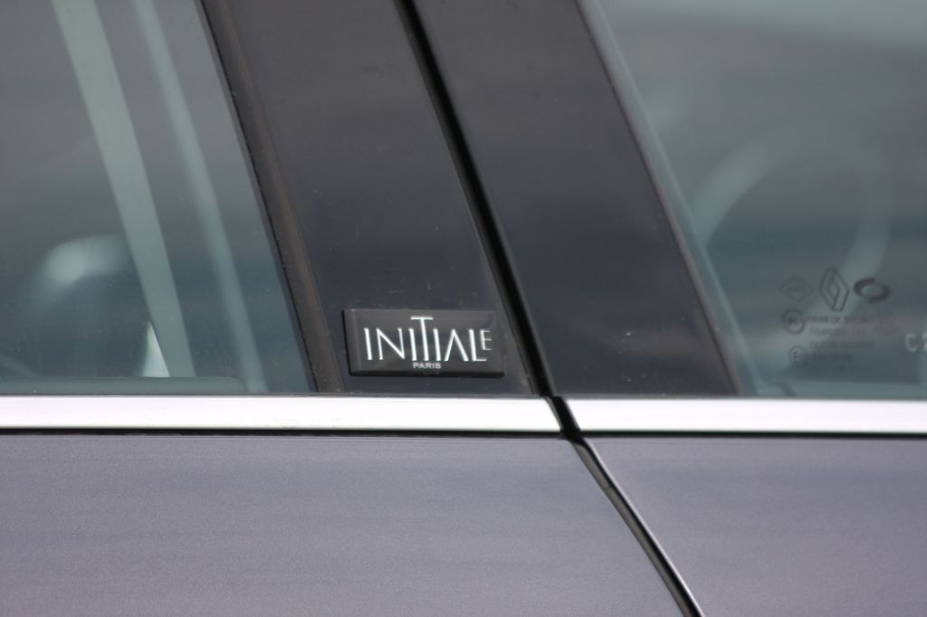 RENAULT LATITUDE