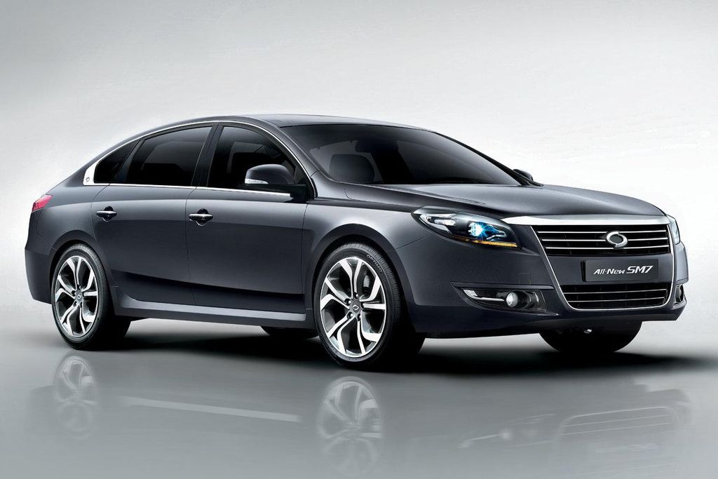 RENAULT LATITUDE