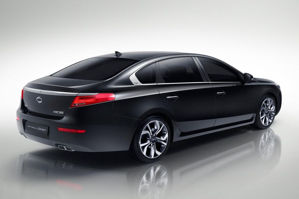 RENAULT LATITUDE