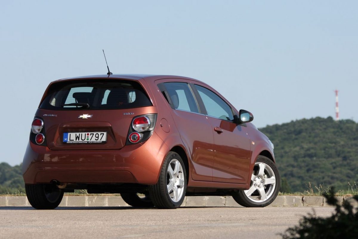 CHEVROLET AVEO