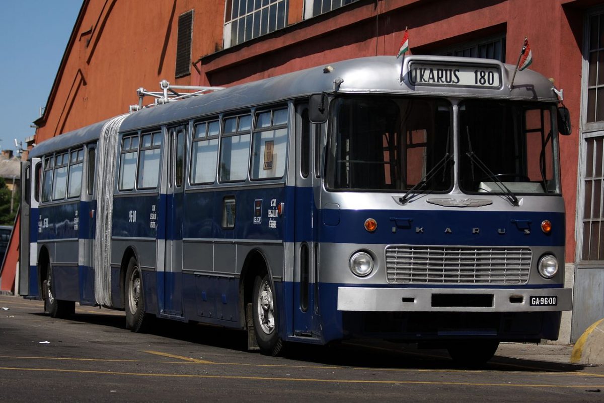 MERCEDES-BENZ VARIO
