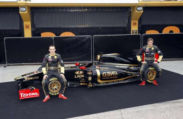 Három új Formula–1-es autó