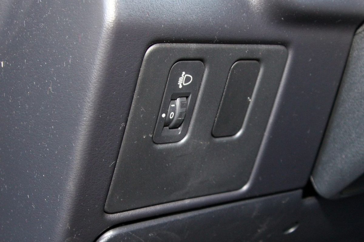 PEUGEOT 306