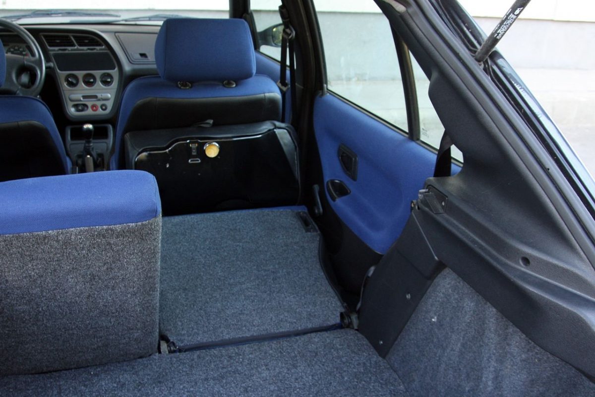 PEUGEOT 306
