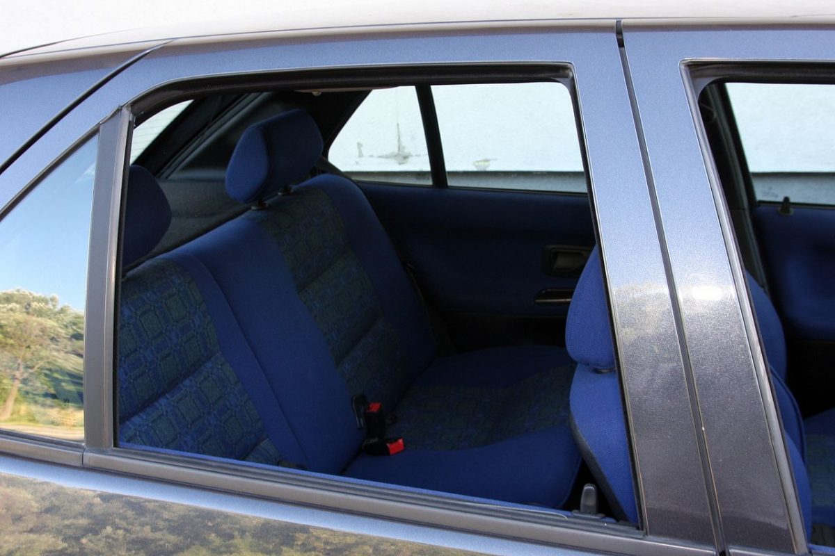 PEUGEOT 306