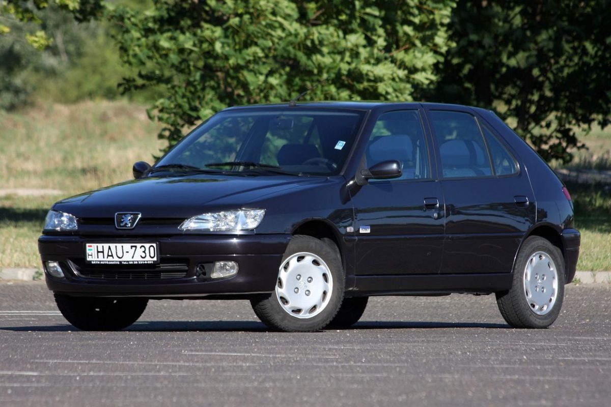 PEUGEOT 306
