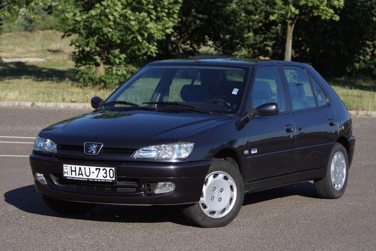 PEUGEOT 306